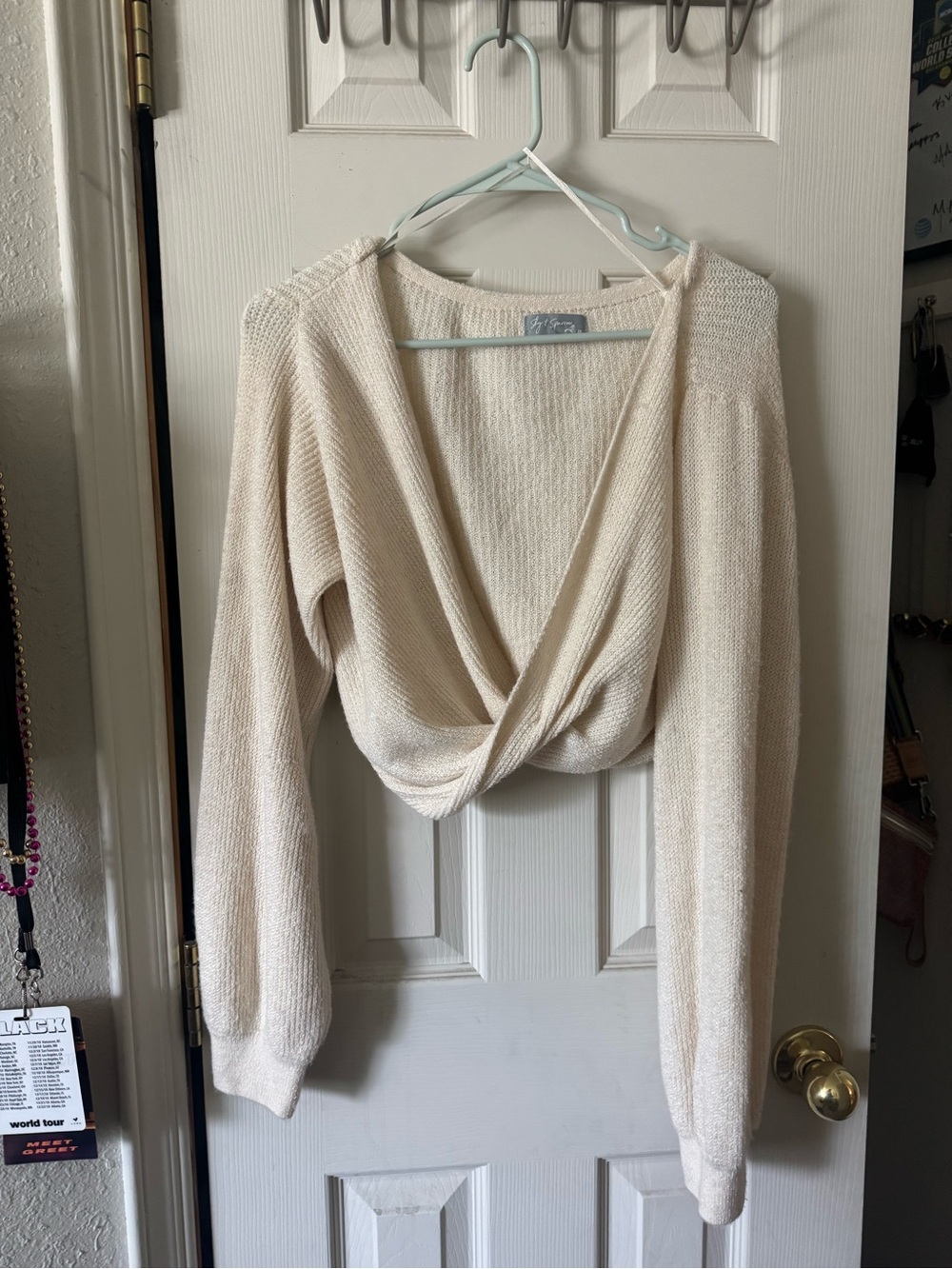 Sky and Sparrow Cream Twist-Front V-Neck Hooded Sweater